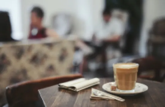 Ambrose House & Cafe - Self Check-in Guesthouse