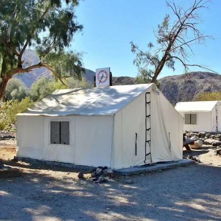Panamint Springs Motel & Tents