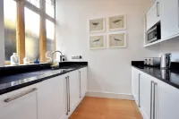 1 Coram Tower - Apartments