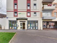 Brit Hotel Lille Centre Hotels near Maison Folie Wazemmes