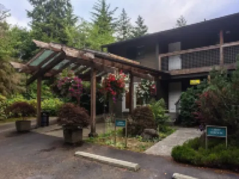 Olympic Suites Inn Hotels in Forks