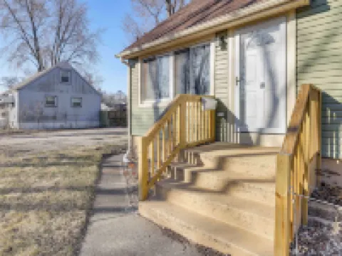 3 Mi to Hard Rock Casino: Charming Home in Gary! Hotels in Gary