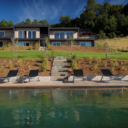 Lake Lodge