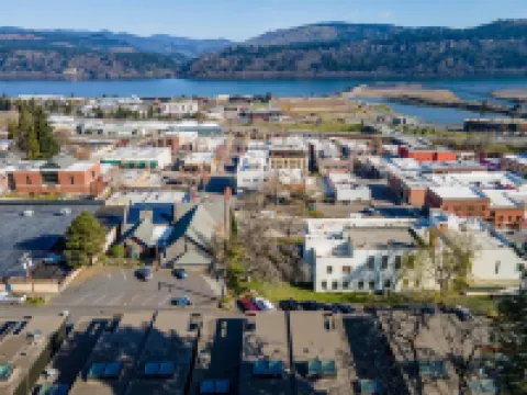 Columbia River Gorge View Four Condo