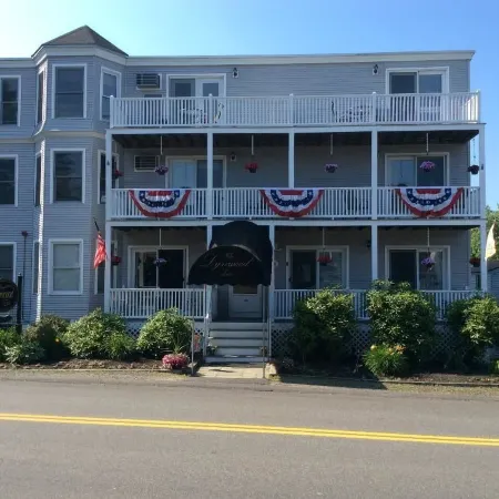 Lynwood Inn