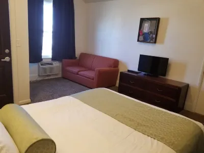 Cattlemen Motel Hotels near Bighorn Canyon National Recreation Area - Cal Taggart Visitor Center