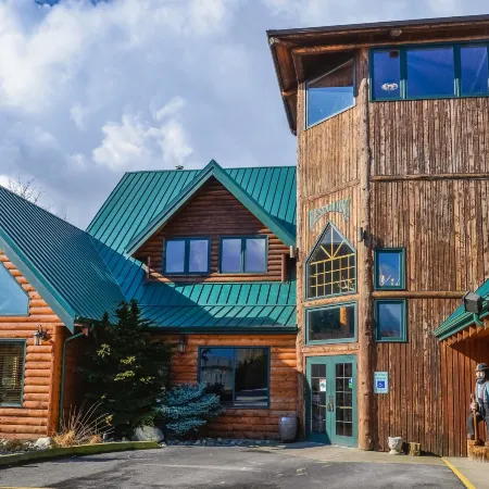 Sumas Mountain Lodge