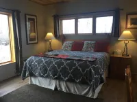 Yellowstone River Lodge - Homestays