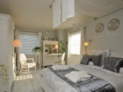 B&B de Valkenhorst Hotels in Lelystad