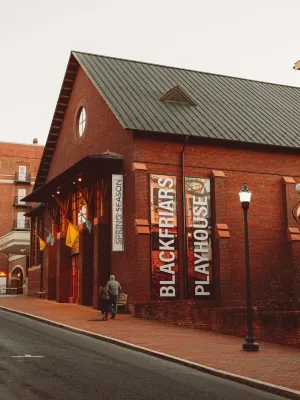 The Serendipity Suite Hotels in 