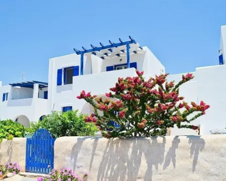 Maryianni Apartments Hotels in Kythira