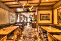 Hotel Alt Montjoie Hôtels à : Hellenthal