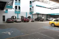 Hotel Alcala - parcheggio