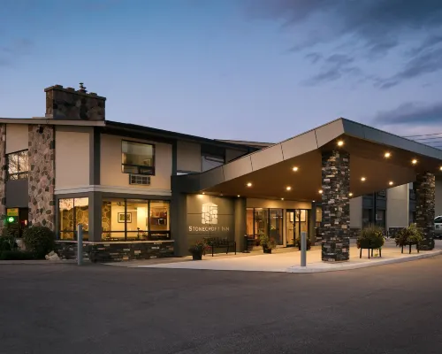 Stonecroft Inn Hotels in Windsor