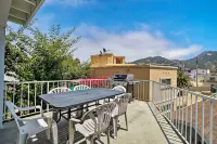 Oceanview home walk to avalon city center