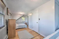 Hilton Lake Getaway w/ over-The-Water Deck!