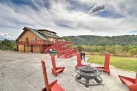 Mountain View Escape - 1 Mile to White River! - Homestays