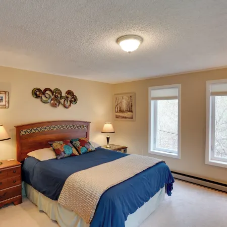 Catskills Home, 5 Mins to Windham Mtn Resort!