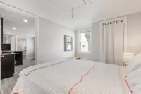 Village of Centerville.Beach Pass.Dog Friendly.1 Mile to Craigville Beach