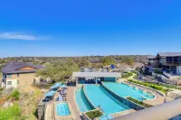 Top-Floor Lake-View Condo w/ Boat Dock Access - 3 stjerner