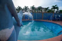 Glamossay Hotel - Pools