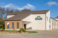 Days Inn by Wyndham Springfield - 2-Star