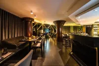 Bourbon Curitiba Convention Hotel - Bares