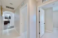 Brooksville Retreat! 3 Bed, 2 Bath!