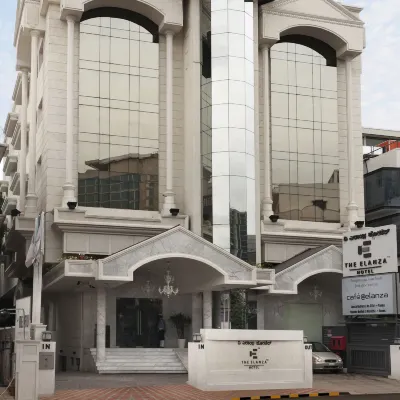 The Elanza Hotel, Bangalore Отели рядом с достопримечательностью «Парк Каббон»