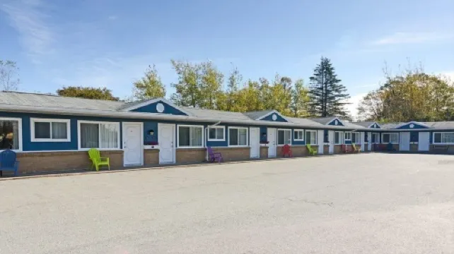 Coastal Inn - Kingfisher