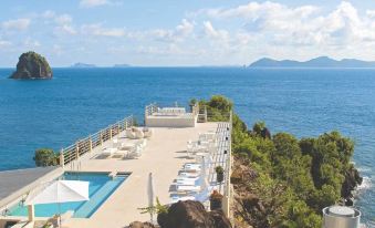 La Vue Boutique Hotel & Beach Club