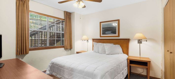 Cozy Timbers Charming Condo for 6 With Resort-style Amenities Hotels in Indian Point