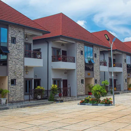 THE BLEVICK SUITES AND APARTMENTS