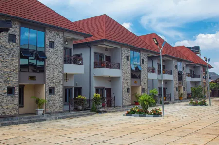 THE BLEVICK SUITES AND APARTMENTS