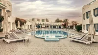 Falcon Hills Hotel