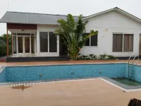 GoBravo 16 3BHK Farm with Pool & Lawn Sec150 Noida - spa