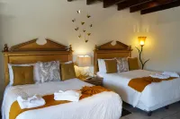 Hotel Casa Don Quijote - Balcony