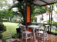 Ban Lek Resort