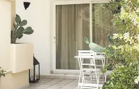 Lovely apartment with garden | Walking distance to Cala Llenya