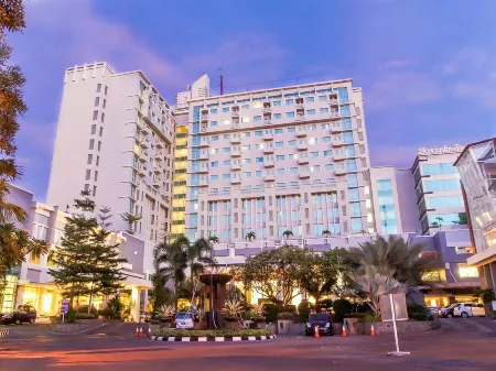 CLARO HOTEL MAKASSAR