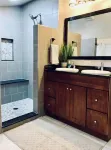 The Orange House with heated pool, Sleeps 8