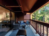 Walk to Lake, Dining+Shops 5Mins to Ski Resort Incline Paradise by Avantstay Hotels in Incline Village