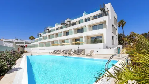 Calm Beach Apartments - 3-Star