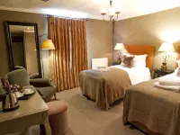 Chapter House Hotels in Salisbury