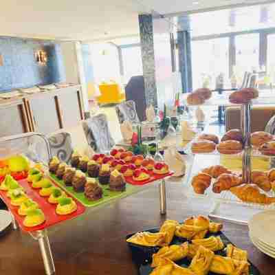 Boun's Hotel Resort & Spa Dining/Meeting Rooms