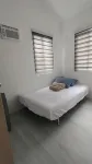 3-Bedroom House in NorthPoint - غرفة مطلة على الجبل