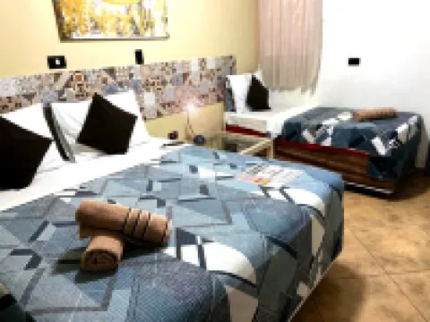 هوتل بوسادا إيراسيمار - بيسينا أكويسيدا فنادق في کواروخا