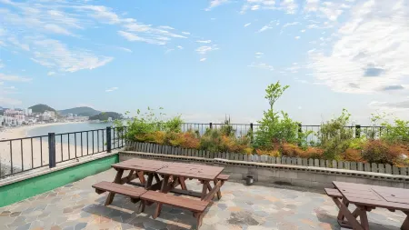 Busan Songjeong Oceanus Pension