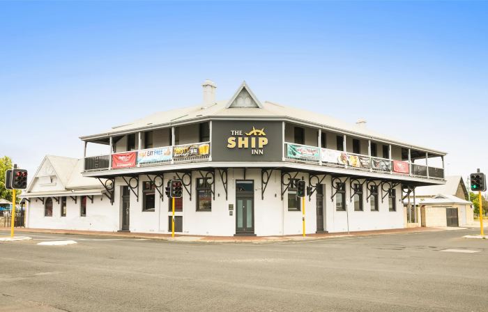 Nightcap at the Ship Inn