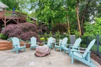 Leeloos on the Lake Sleeps 12